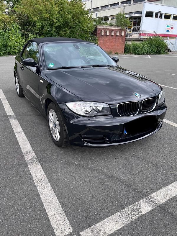 Schwarz Gebraucht 2009 BMW 118 Cabriolet Cabrio | 6.500 € (Guter Preis) - Bild 1/4