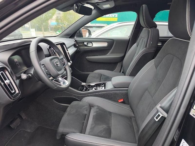 Gebraucht Volvo XC40 Plus 197 PS (144 kW) 2025 Schwarz SUV