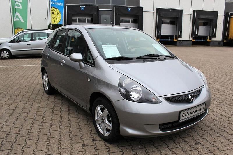 Gebraucht Honda Jazz Cool 77 PS (56 kW) 2006 Silber Kleinwagen