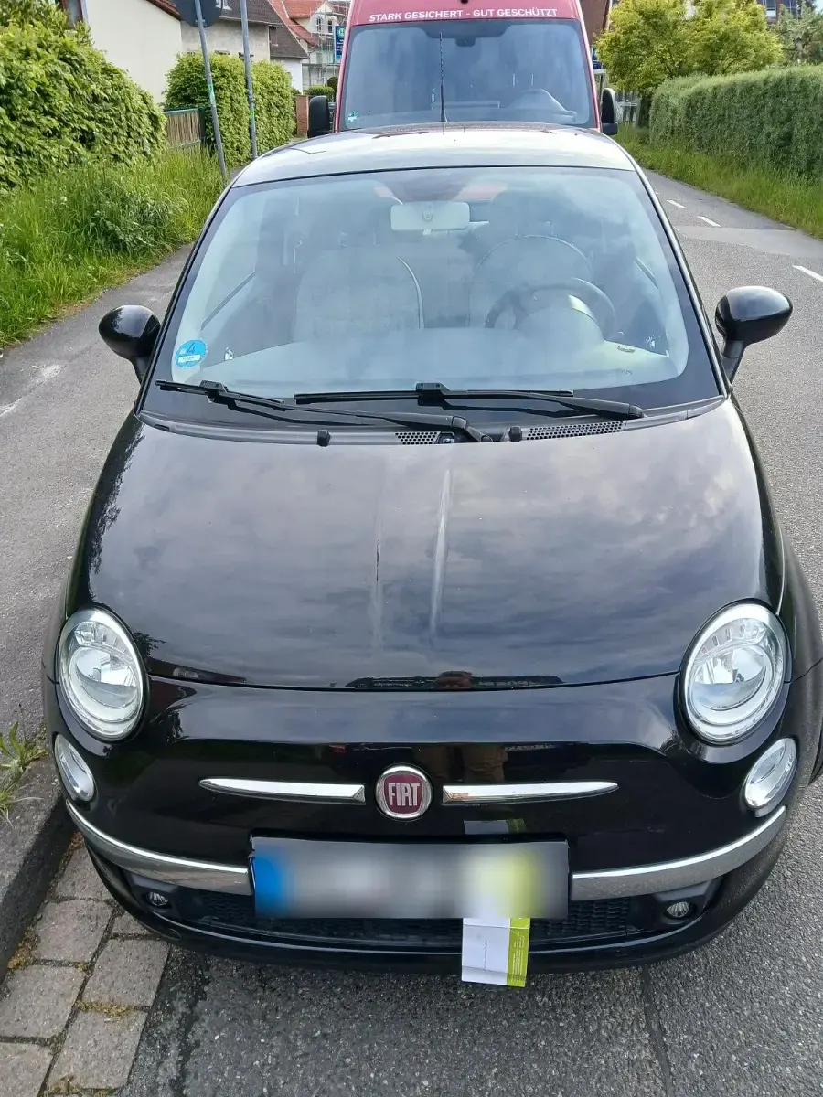 Gebraucht Fiat 500 Lounge 86 PS (63 kW) 2011 Schwarz Kleinwagen