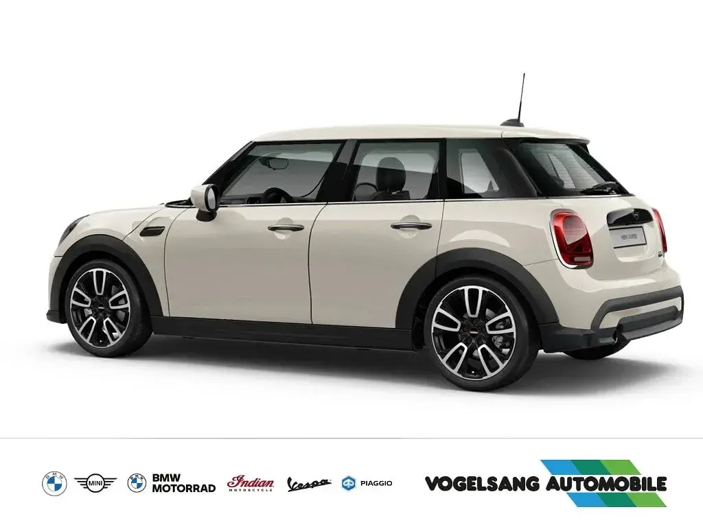 Używany Mini John Cooper Works 136 KM (100 kW) 2021 Biały Hatchback