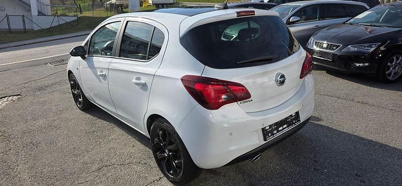 Gebraucht Opel Corsa Color Edition 90 PS (66 kW) 2017 Weiß Kleinwagen