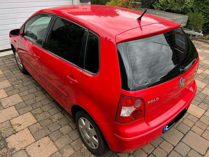 Gebraucht VW Polo Highline 75 PS (55 kW) 2004 Rot Limousine