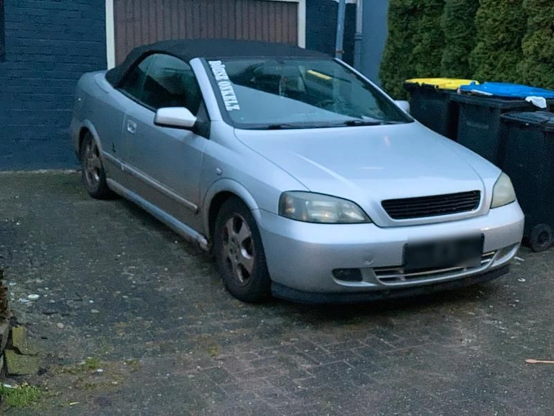 Gebraucht Opel Astra Cabriolet 103 PS (75 kW) 2003 Grau Cabrio