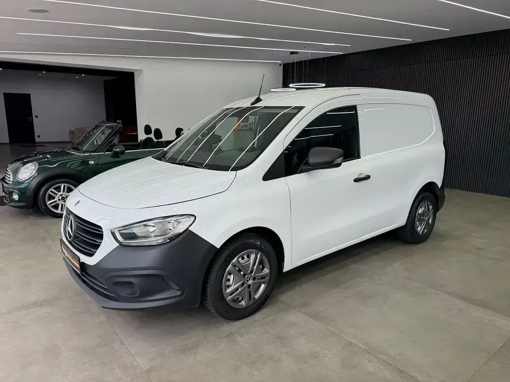 Gebraucht Mercedes Citan 110 95 PS (69 kW) 2022 Weiß Van / Kleinbus