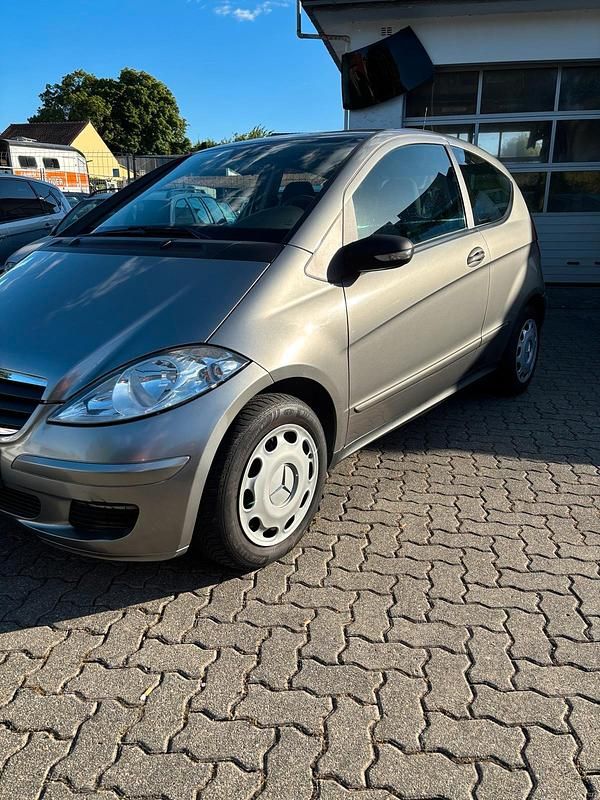 Silber Gebraucht 2007 Mercedes A160 Kleinwagen | 2.200 € (Fairer Preis) - Bild 1/4