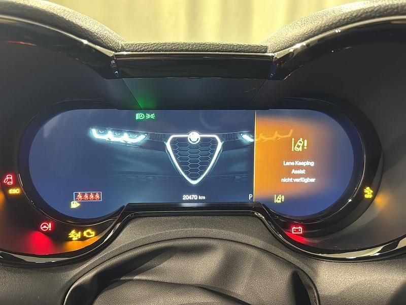 Gebraucht Alfa Romeo Tonale Sprint 131 PS (96 kW) 2023 Rot SUV