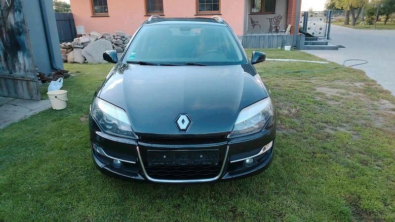 Gebraucht 2011 Renault Laguna III Limousine | 3.500 € (Fairer Preis) - Bild 1/4