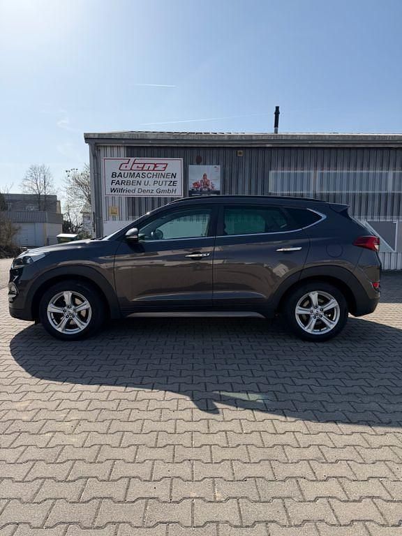 Gebraucht Hyundai Tucson Premium 185 PS (136 kW) 2016 Braun SUV