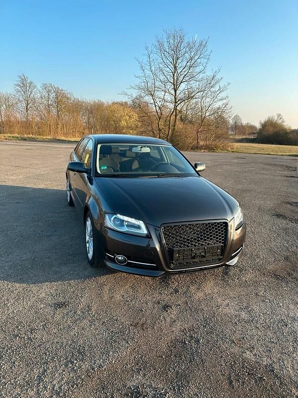 Gebraucht Audi A3 160 PS (117 kW) 2010 Grau Kleinwagen