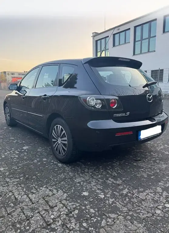 Second-hand Mazda 3 105 CP (77 kW) 2008 Negru Berlinǎ