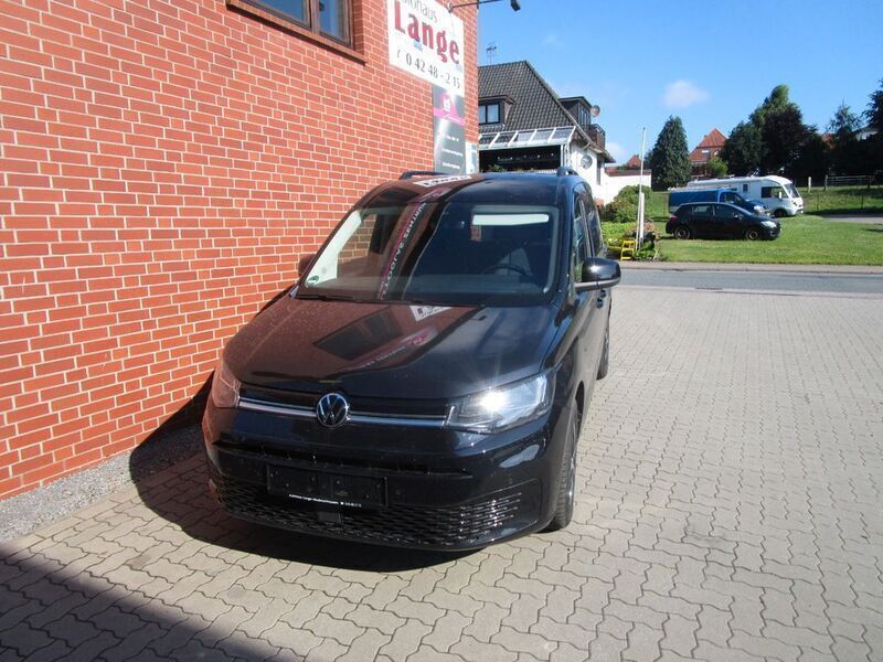 Schwarz Gebraucht 2022 VW Caddy Life Van / Kleinbus | 27.500 € (Etwas zu teuer) - Bild 1/4