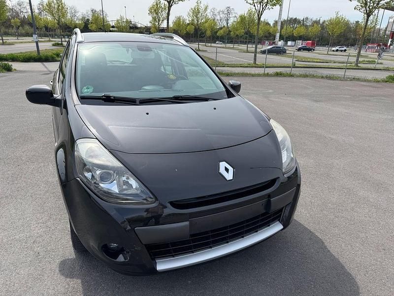 Gebraucht Renault Clio II Luxe 101 PS (74 kW) 2009 Schwarz Limousine
