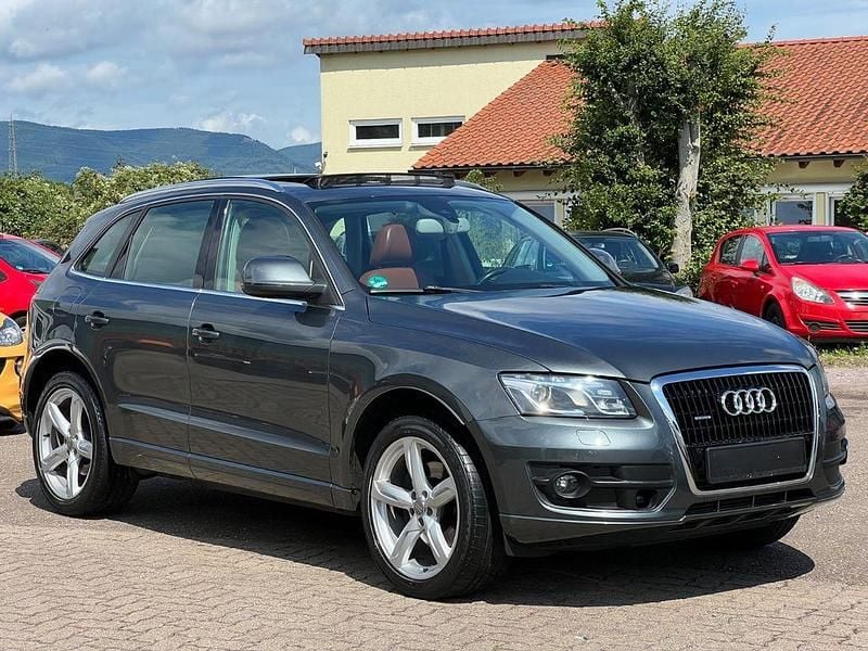 Grau Gebraucht 2008 Audi Q5 S-Line SUV | 7.699 € - Bild 1/4