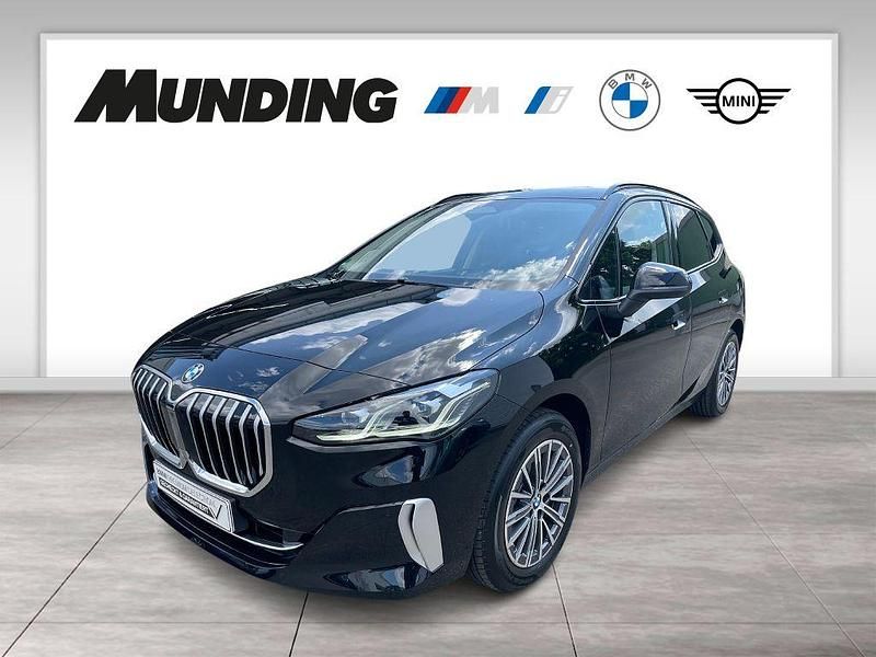Schwarz Neu 2025 BMW 218 Active Tourer Efficient Dynamics Van / Kleinbus | 44.080 € - Bild 1/4
