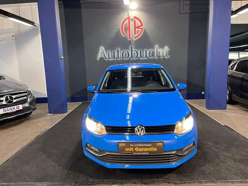 Gebraucht VW Polo LOUNGE 110 PS (80 kW) 2015 Blau Kleinwagen