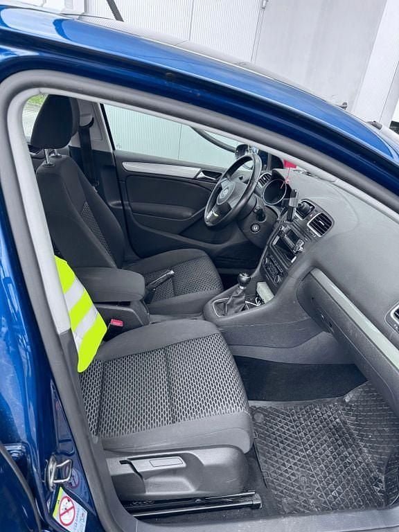 Gebraucht VW Golf VII 80 PS (58 kW) 2012 Blau Limousine