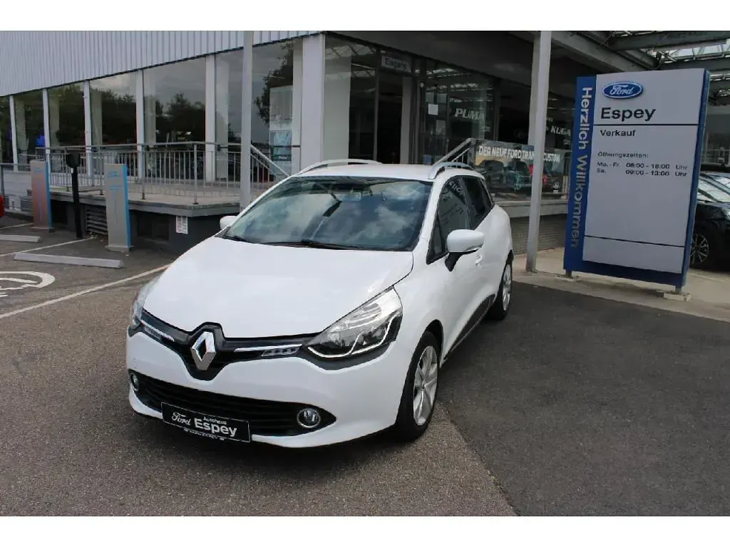 Gebraucht Renault Clio GrandTour Dynamique 90 PS (66 kW) 2016 Gletscherweiss Kombi