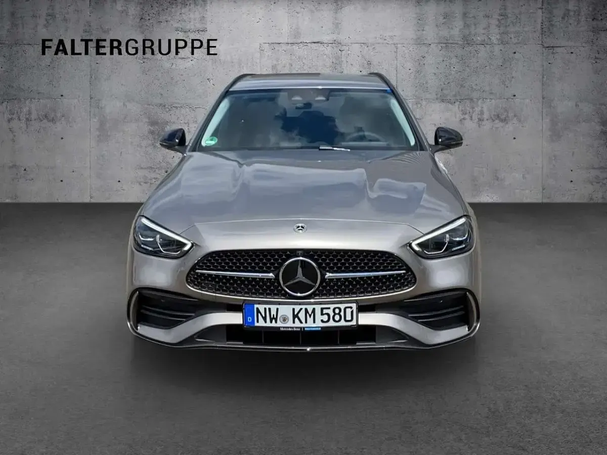 Gebraucht Mercedes C220 AMG 200 PS (147 kW) 2024 Mojavesilber Kombi