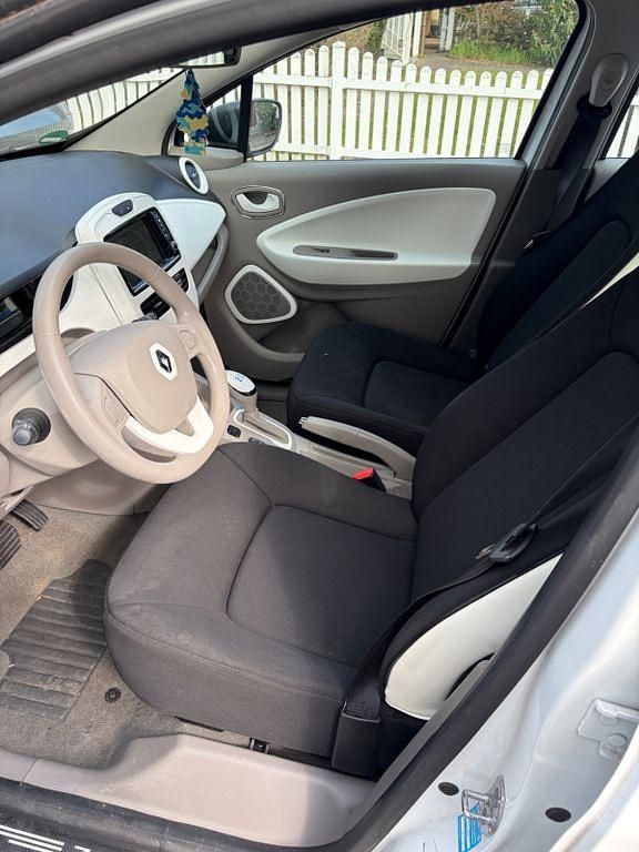 Gebraucht Renault Zoe 67 kW (92 PS) 2019 Weiß Kleinwagen