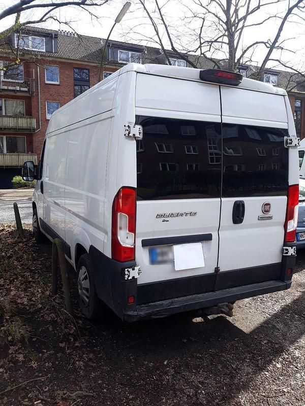 Gebraucht Fiat Ducato 131 PS (96 kW) 2018 Weiß Van