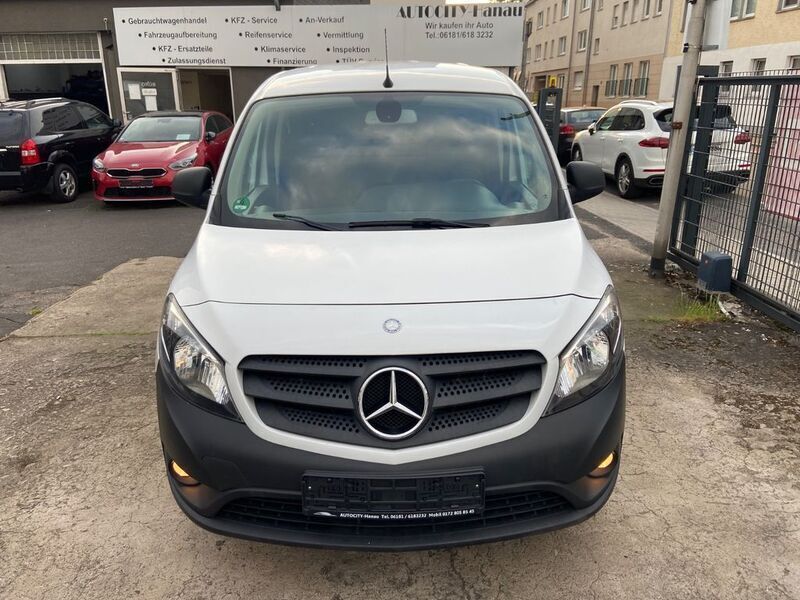 Weiß Gebraucht 2017 Mercedes Citan 109 Van / Kleinbus | 10.790 € (Fairer Preis) - Bild 1/4