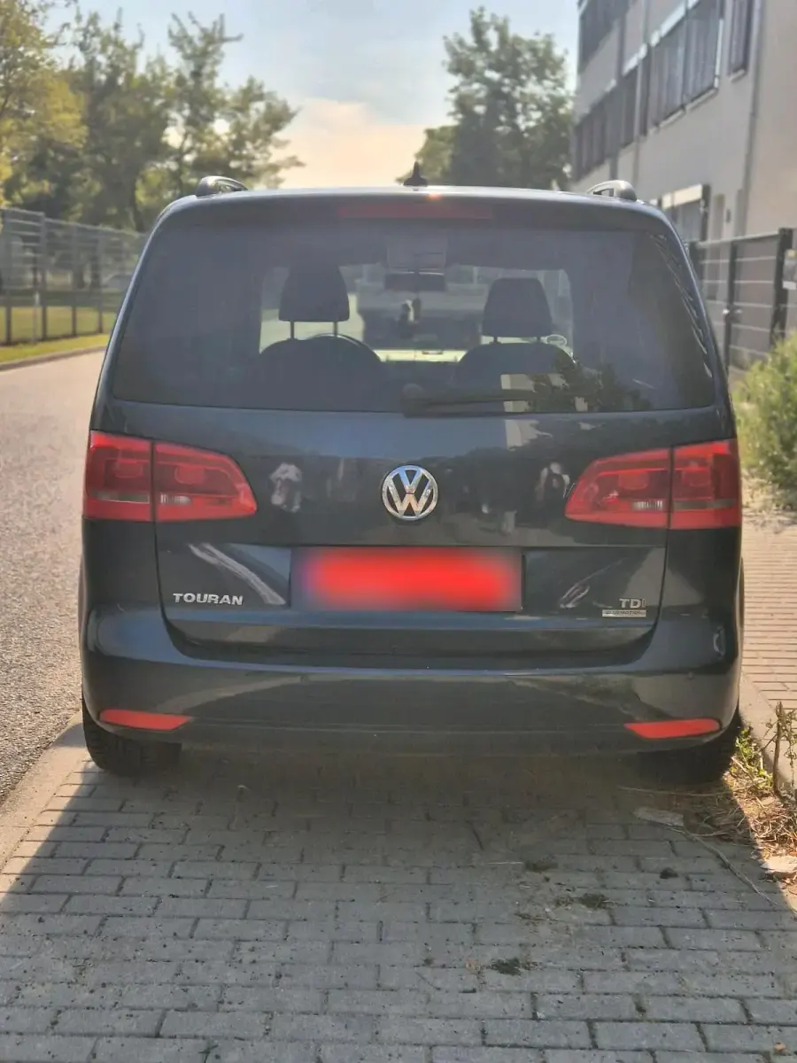 Gebraucht VW Touran 105 PS (77 kW) 2010 Blau Van / Kleinbus