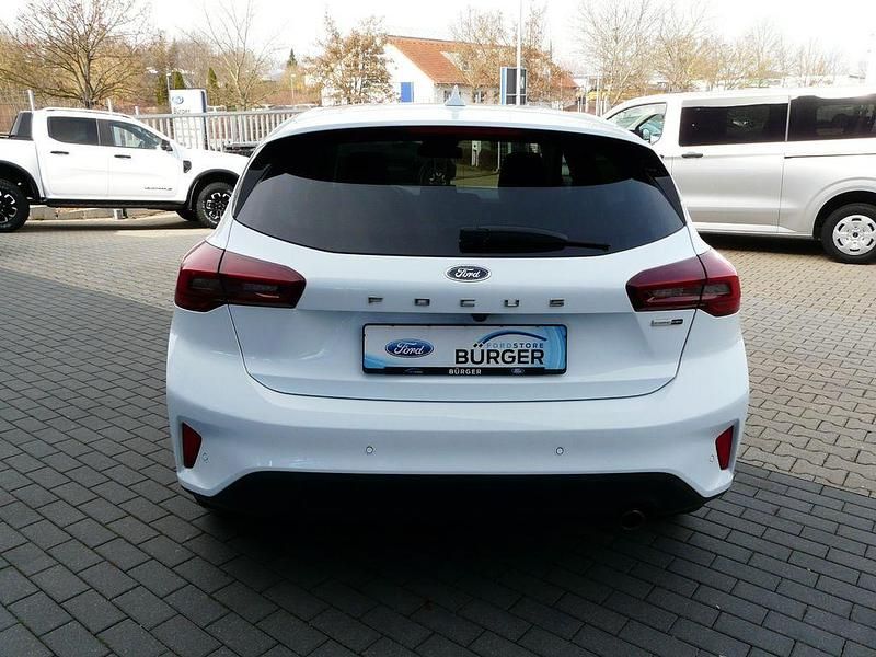 Gebraucht Ford Focus Style 125 PS (91 kW) 2023 Weiß Limousine