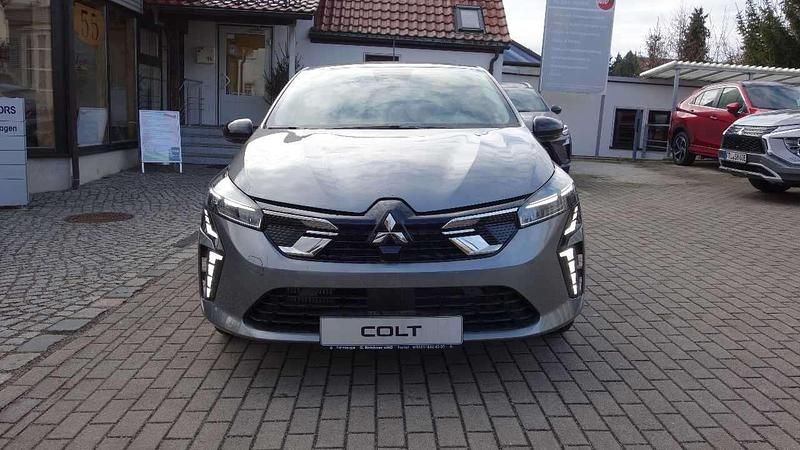 Neu Mitsubishi Colt Plus 67 PS (49 kW) 2025 Achatgrau Kleinwagen