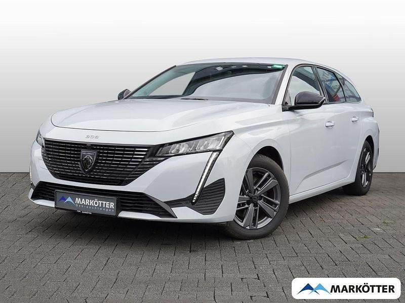Weiss Gebraucht 2024 Peugeot 308 Allure Kombi | 21.990 € (Superpreis) - Bild 1/4