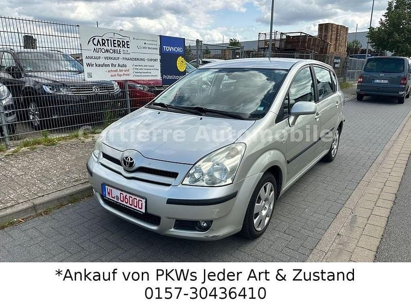Silber Gebraucht 2006 Toyota Corolla Verso Sol Van / Kleinbus | 5.499 € (Fairer Preis) - Bild 1/4