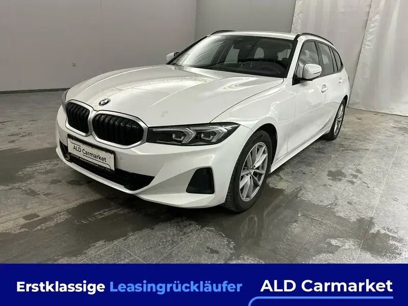 Weiß Gebraucht 2023 BMW 320 Sport Line Kombi | 39.980 € (Etwas zu teuer) - Bild 1/4