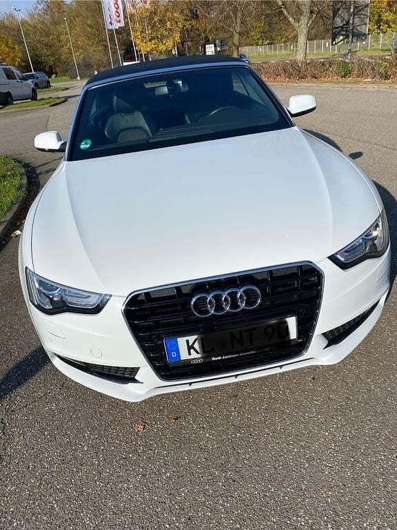 Weiß Gebraucht 2014 Audi Cabriolet S-Line Cabrio | 17.900 € (Guter Preis) - Bild 1/4