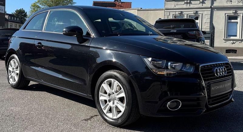 Second-hand Audi A1 Attraction 122 CP (89 kW) 2014 Negru Hatchback