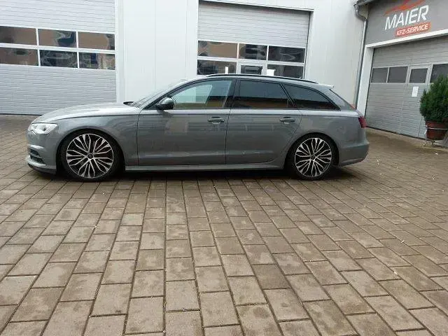 Gebraucht Audi A6 Competition 326 PS (239 kW) 2019 Grau Kombi
