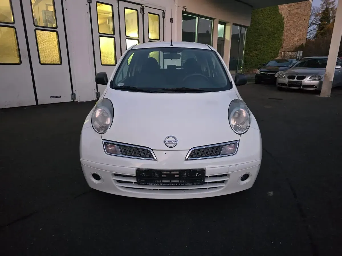 Gebraucht Nissan Micra 64 PS (47 kW) 2010 Weiß Kleinwagen