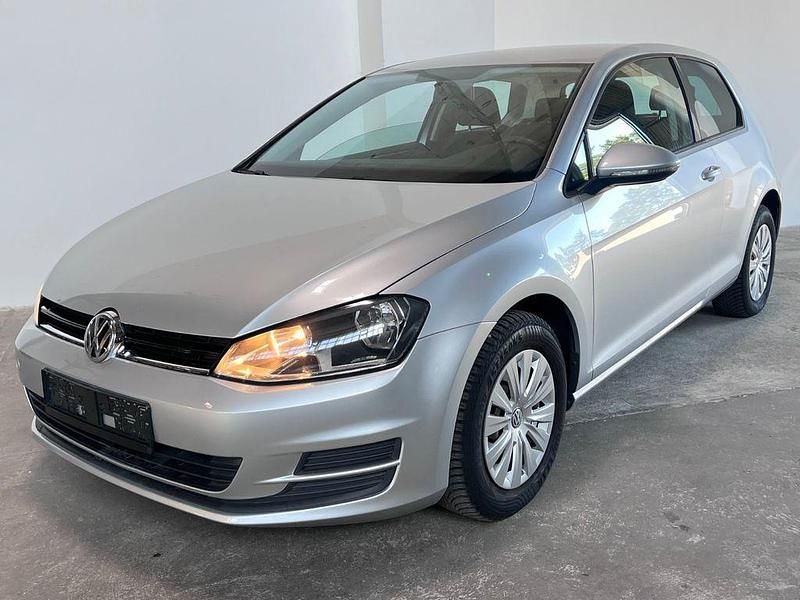 Silber Gebraucht 2014 VW Golf VII Kleinwagen | 8.999 € (Fairer Preis) - Bild 1/4