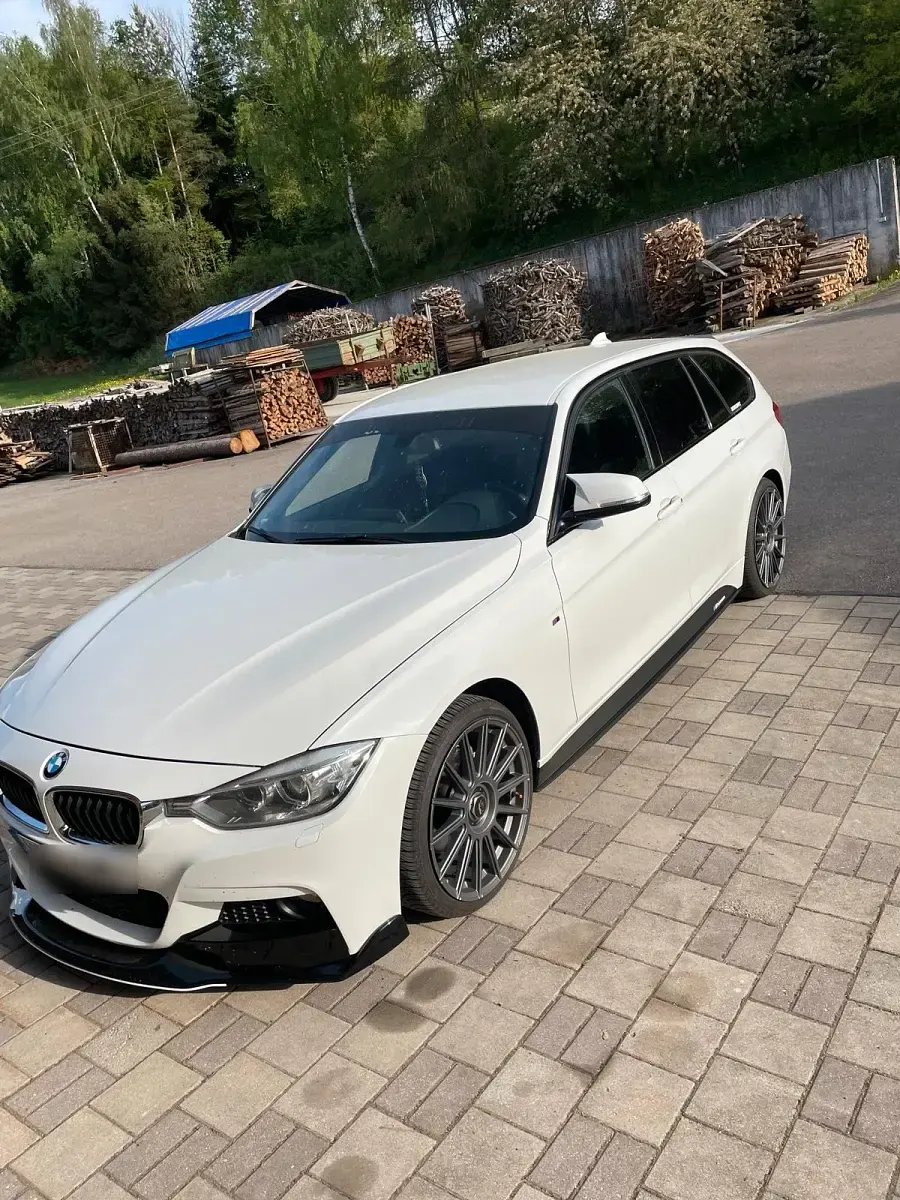 Używany BMW 320 Performance 184 KM (135 kW) 2013 Biały Kombi
