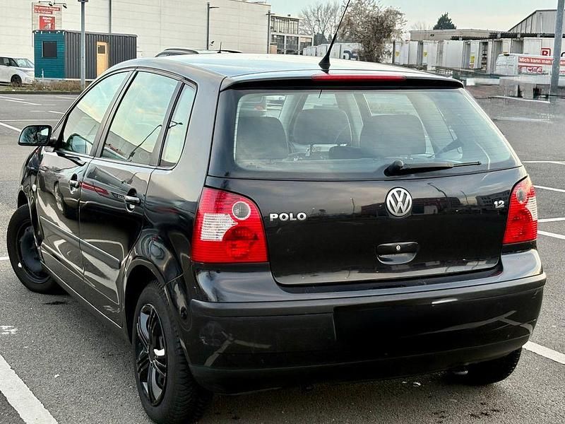 Brugt VW Polo Basis 64 HK (47 kW) 2004 Sort Hatchback