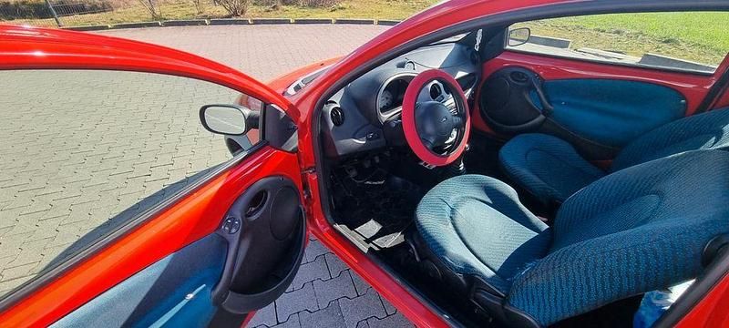 Gebraucht Ford Ka 60 PS (44 kW) 2005 Rot Kleinwagen