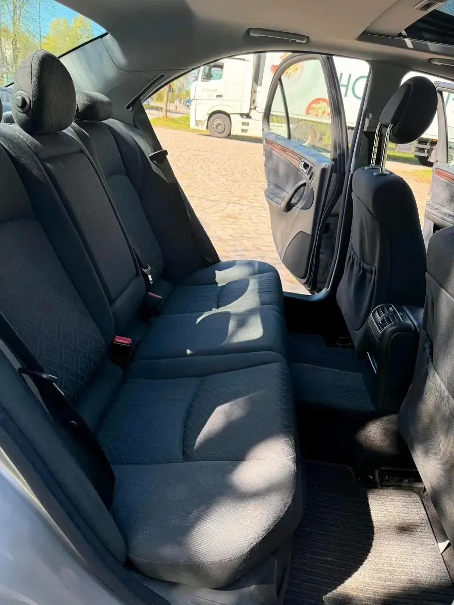 Gebraucht Mercedes C180 143 PS (105 kW) 2004 Silber Limousine