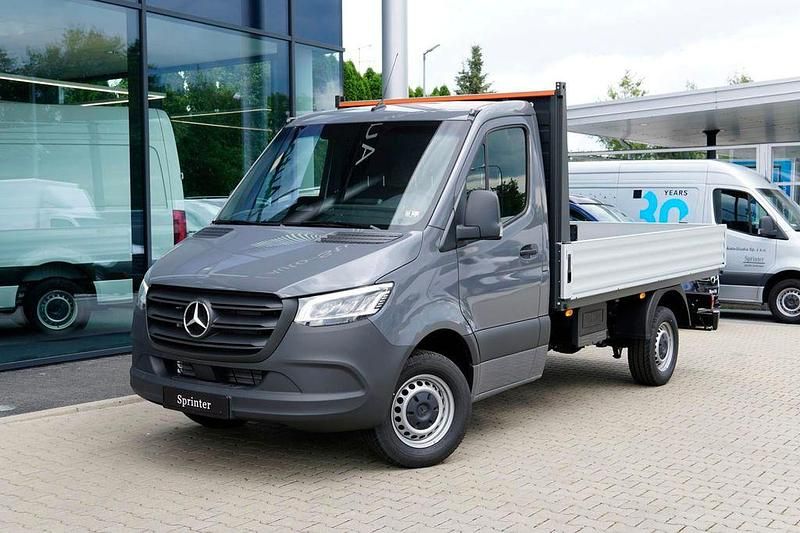 Neu Mercedes Sprinter 170 PS (125 kW) 2025 Grau Van