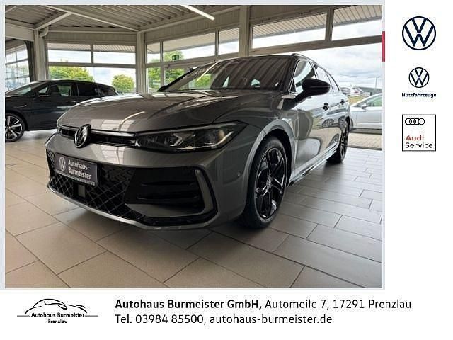 Grau Gebraucht 2025 VW Passat R-line Limousine | 59.900 € (Etwas zu teuer) - Bild 1/4
