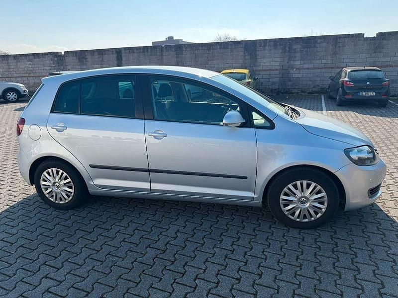 Gebraucht VW Golf VII Style 122 PS (89 kW) 2012 Silber Limousine