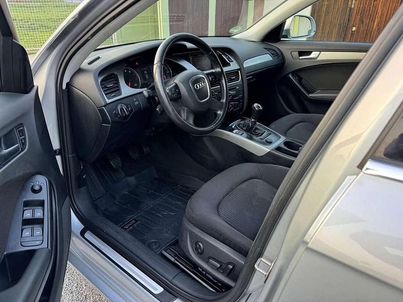 Gebraucht Audi A4 Attraction 160 PS (117 kW) 2008 Eissilber metallic Kombi