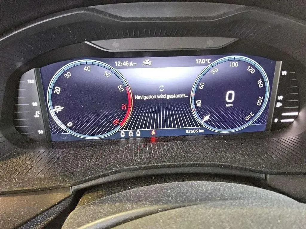 Gebraucht Skoda Kamiq Clever 95 PS (69 kW) 2021 Grau SUV