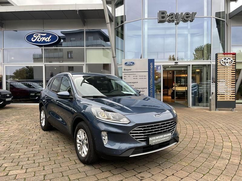 Blue metallic Gebraucht 2022 Ford Kuga Titanium SUV | 23.390 € (Superpreis) - Bild 1/4