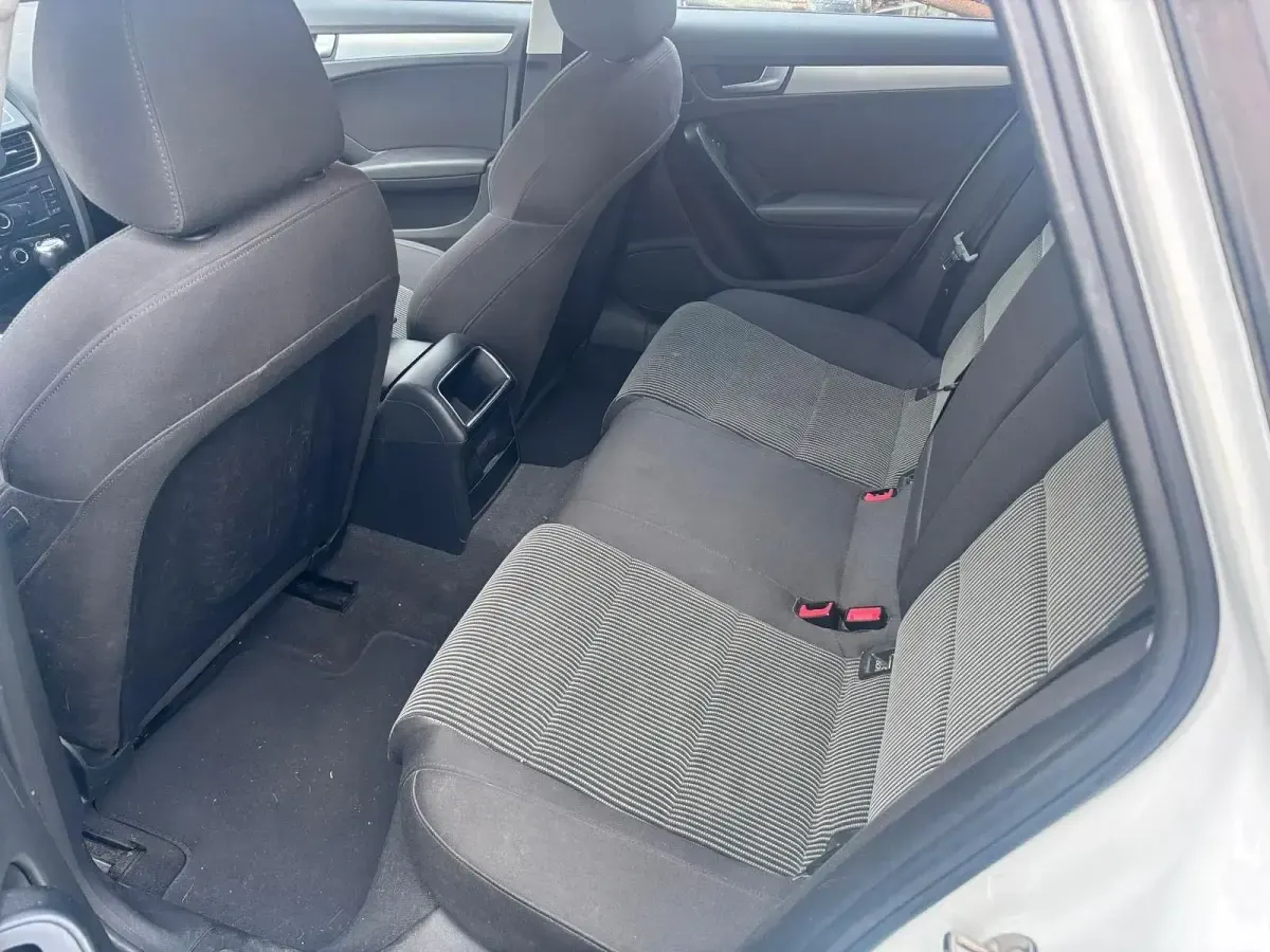 Gebraucht Audi A4 Attraction 160 PS (117 kW) 2008 Weiß Kombi