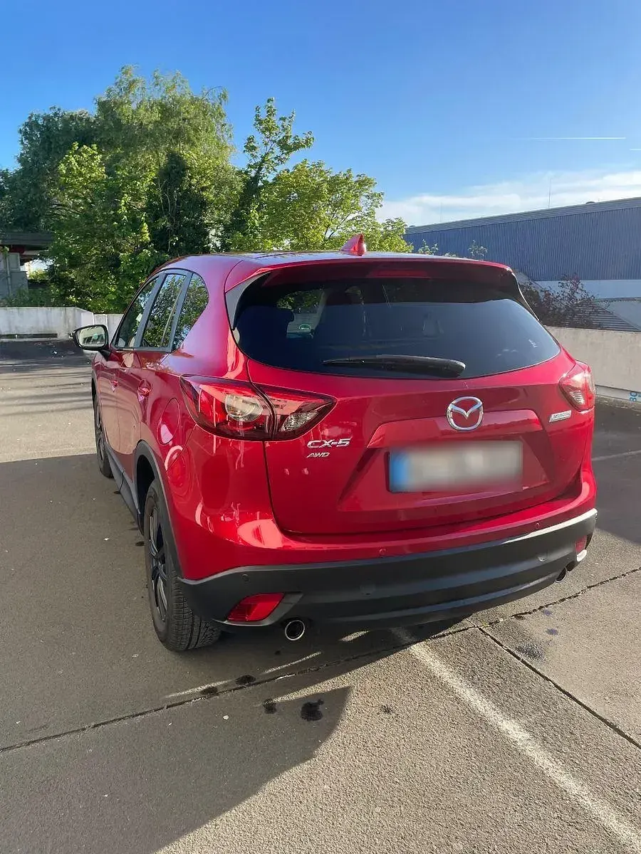 Second-hand Mazda CX-5 Exclusive-Line 160 CP (117 kW) 2015 Roșu SUV