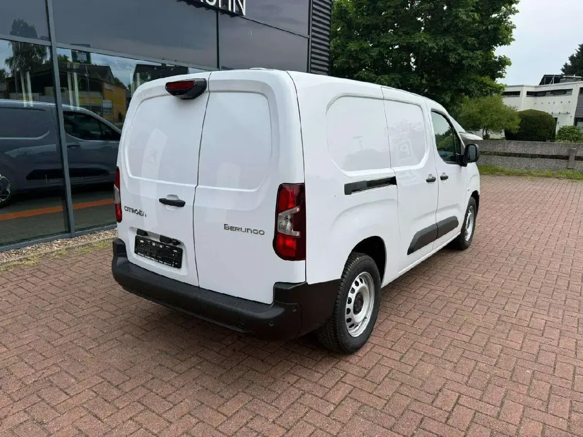Neu Citroën Berlingo 131 PS (96 kW) 2026 Eisweiß Van / Kleinbus